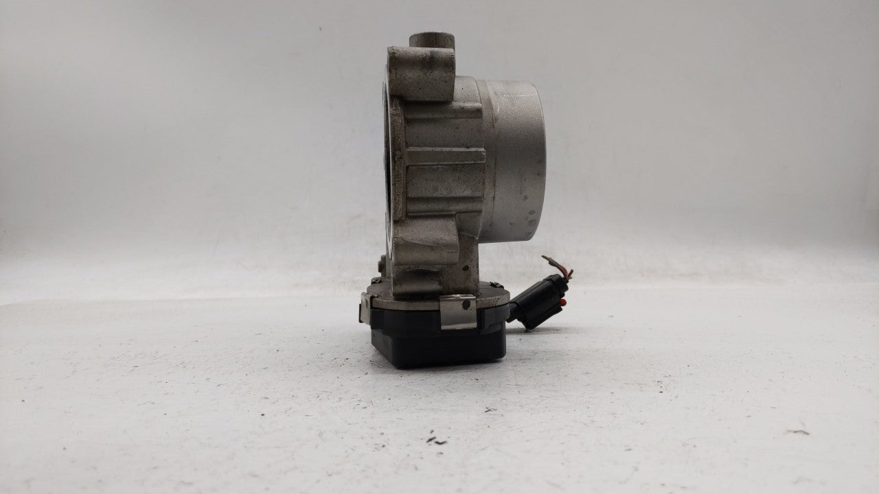 2014-2017 Jeep Cherokee Throttle Body P/N:04891970AB Fits Fits 2014 2015 2016 2017 2018 OEM Used Auto Parts - Oemusedautopar