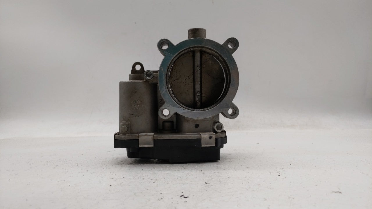 2014-2017 Jeep Cherokee Throttle Body P/N:04891970AB Fits Fits 2014 2015 2016 2017 2018 OEM Used Auto Parts - Oemusedautopar