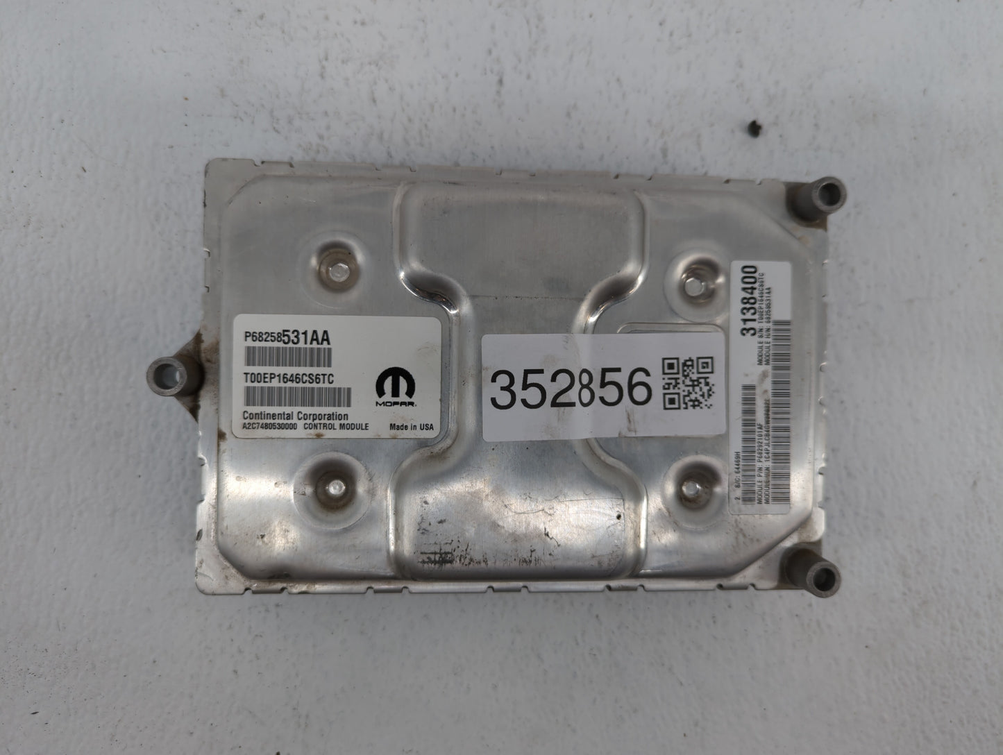 2016-2017 Jeep Cherokee PCM Engine Control Computer ECU ECM PCU OEM P/N:P68250527AG P68258531AA, P68258531AB Fits Fits 2016 