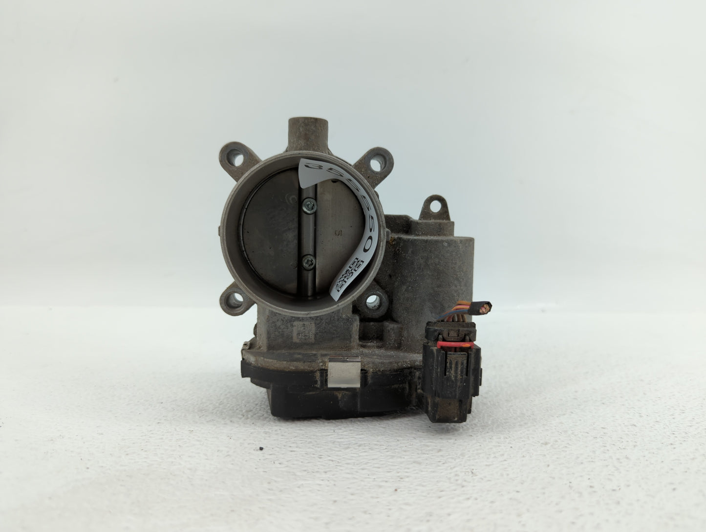 2014-2017 Jeep Cherokee Throttle Body P/N:04891970AB Fits Fits 2014 2015 2016 2017 2018 OEM Used Auto Parts - Oemusedautopar