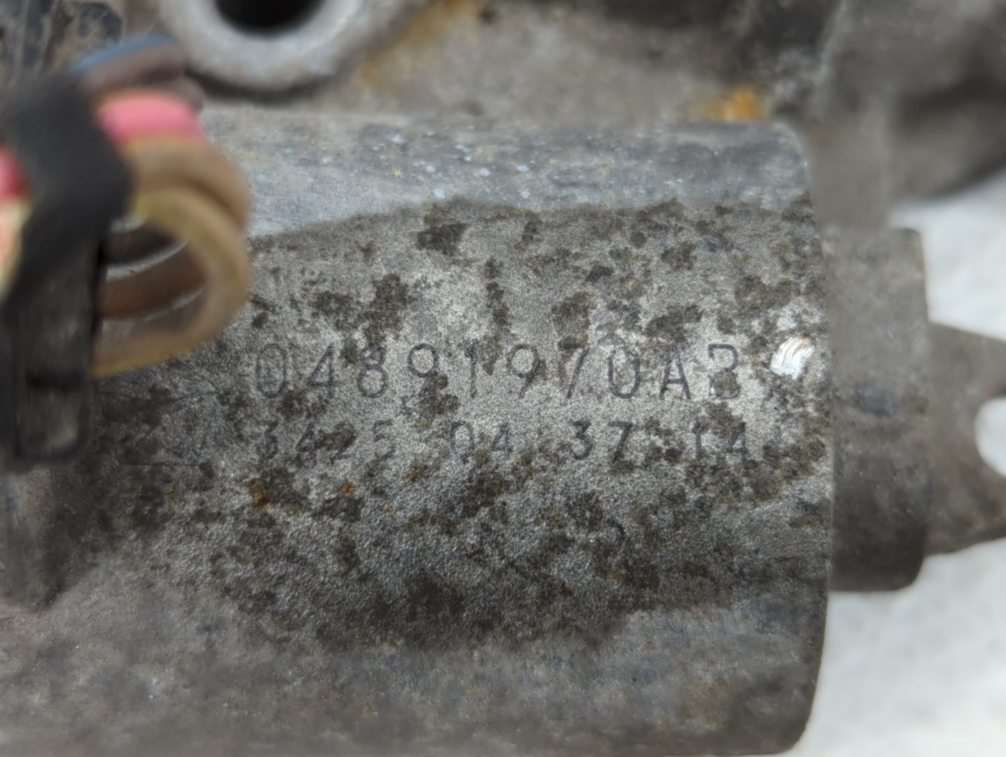 2014-2017 Jeep Cherokee Throttle Body P/N:04891970AB Fits Fits 2014 2015 2016 2017 2018 OEM Used Auto Parts - Oemusedautopar