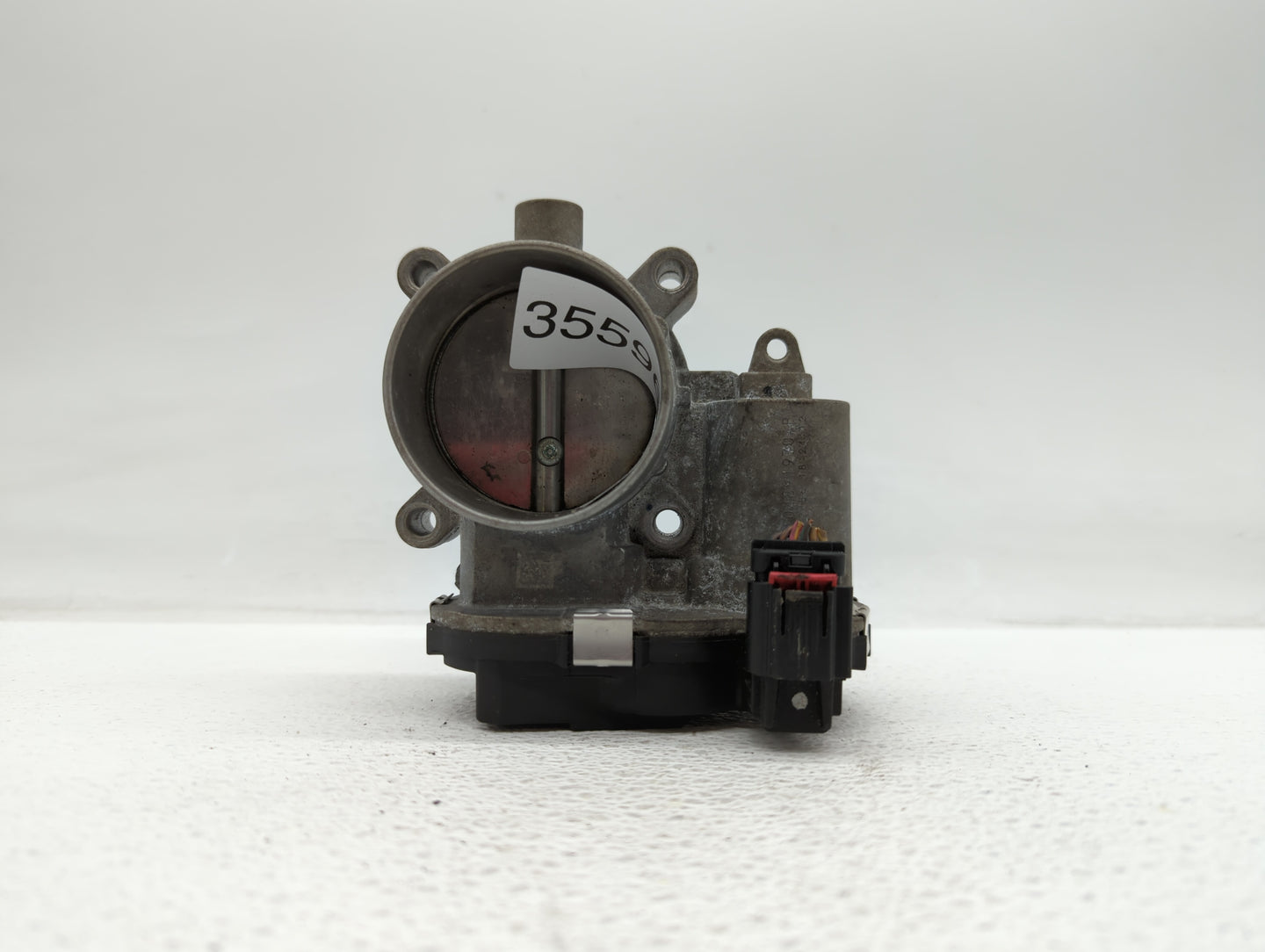 2014-2017 Jeep Cherokee Throttle Body P/N:04891970AB Fits Fits 2014 2015 2016 2017 2018 OEM Used Auto Parts - Oemusedautopar