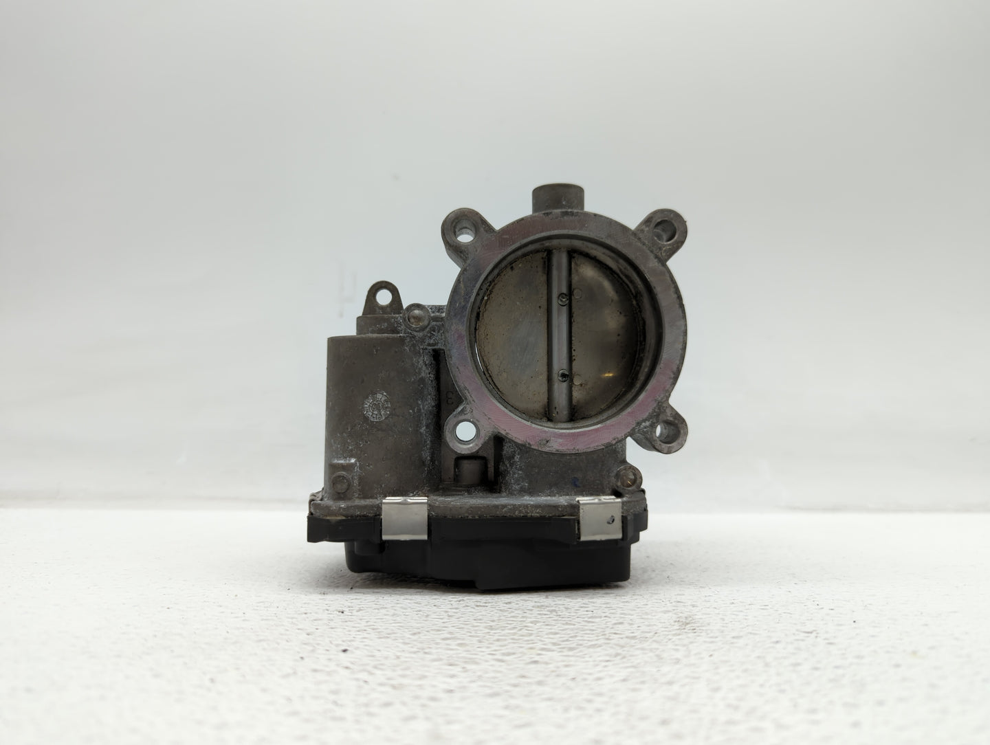 2014-2017 Jeep Cherokee Throttle Body P/N:04891970AB Fits Fits 2014 2015 2016 2017 2018 OEM Used Auto Parts - Oemusedautopar