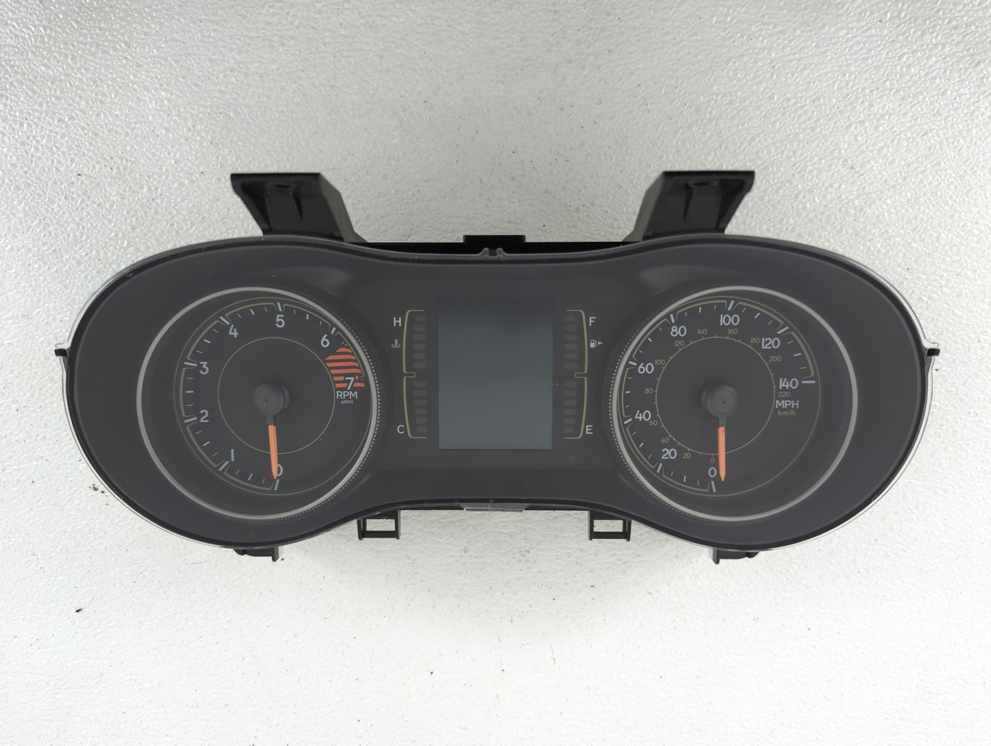 2016 Jeep Cherokee Instrument Cluster Speedometer Gauges P/N:P68274069AC P68274070AC, P68274069AB Fits OEM Used Auto Parts -
