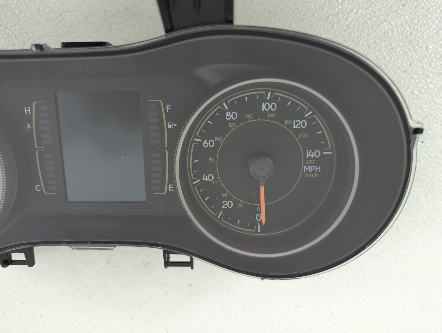 2016 Jeep Cherokee Instrument Cluster Speedometer Gauges P/N:P68274069AC P68274070AC, P68274069AB Fits OEM Used Auto Parts -