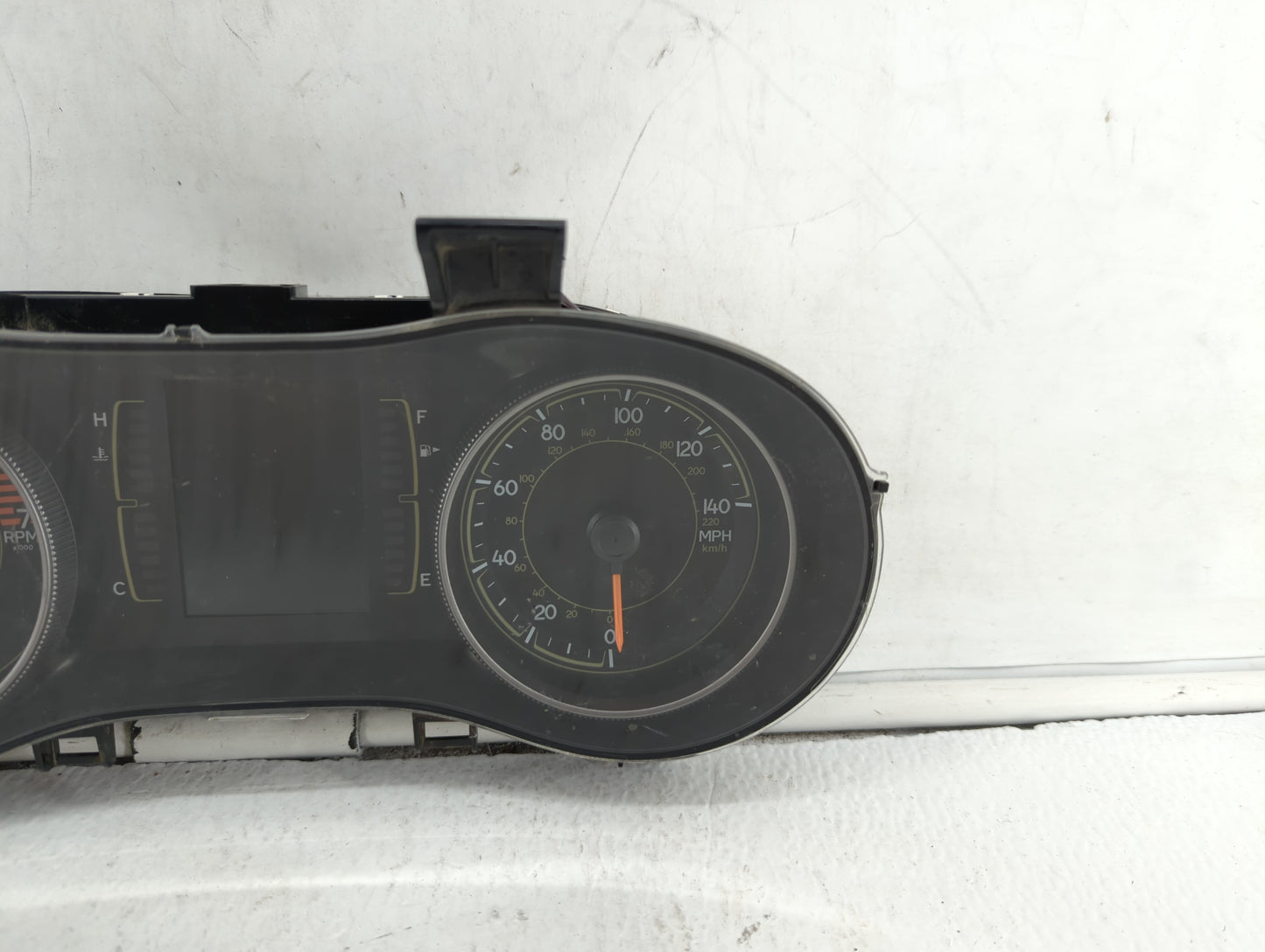 2016 Jeep Cherokee Instrument Cluster Speedometer Gauges P/N:P68274069AC P68274070AC, P68274069AB Fits OEM Used Auto Parts -