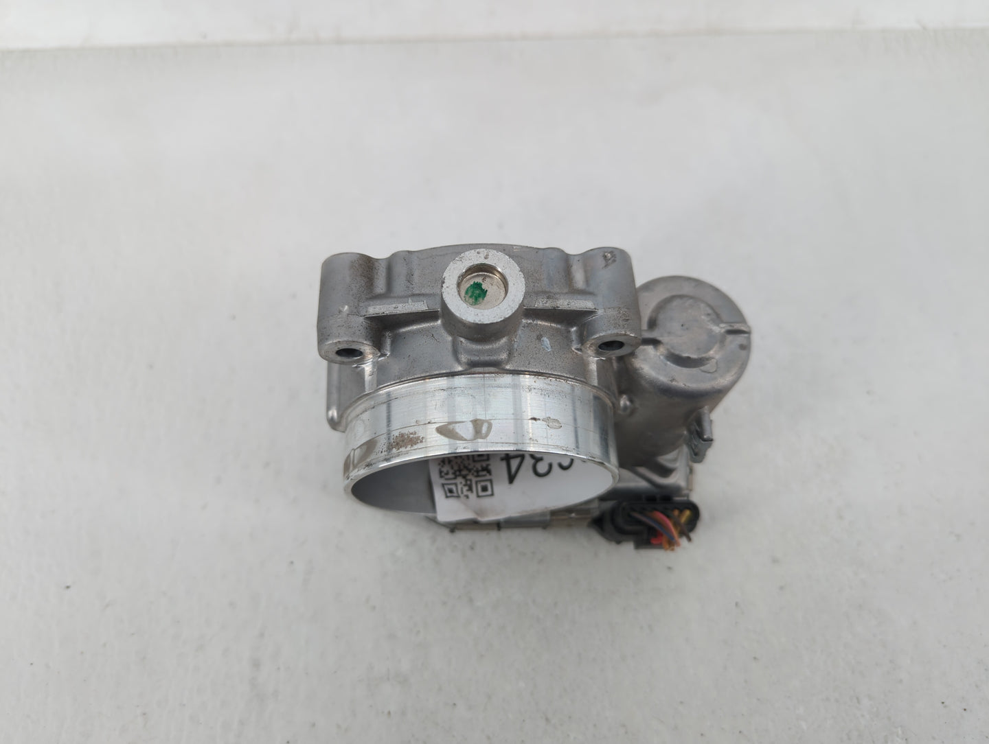 2014-2022 Jeep Cherokee Throttle Body P/N:05184349AE 05184349AC Fits OEM Used Auto Parts - Oemusedautoparts1.com