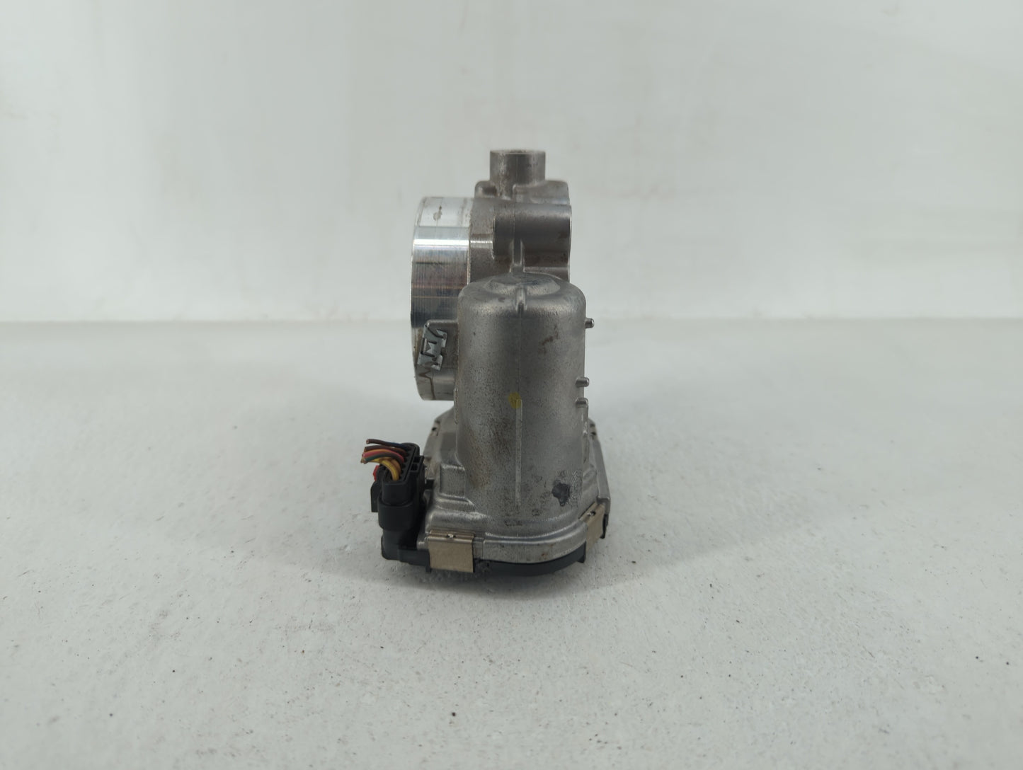 2014-2022 Jeep Cherokee Throttle Body P/N:05184349AE 05184349AC Fits OEM Used Auto Parts - Oemusedautoparts1.com