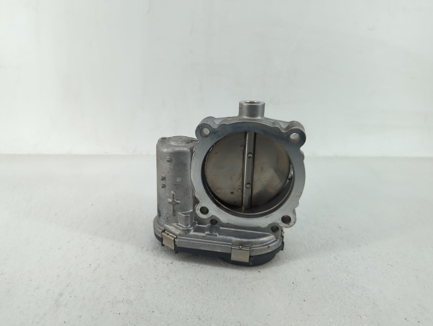 2014-2022 Jeep Cherokee Throttle Body P/N:05184349AE 05184349AC Fits OEM Used Auto Parts - Oemusedautoparts1.com