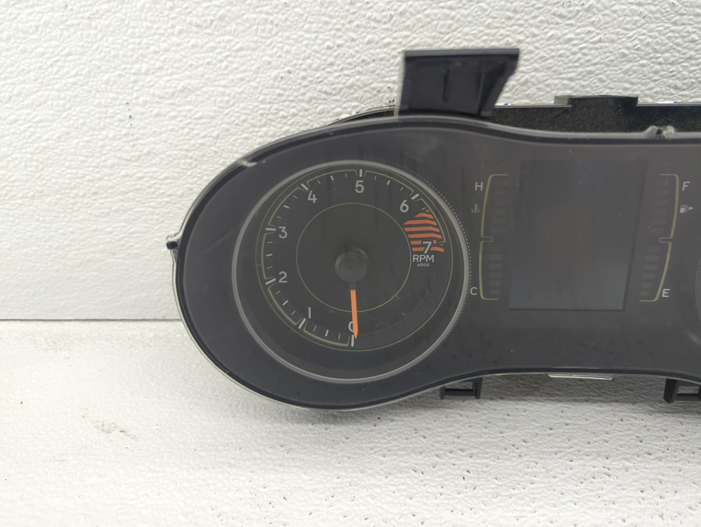 2016 Jeep Cherokee Instrument Cluster Speedometer Gauges P/N:P68274069AC P68274070AC, P68274069AB Miles: Fits OEM Used Auto 