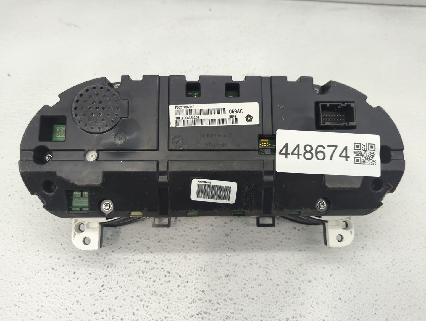 2016 Jeep Cherokee Instrument Cluster Speedometer Gauges P/N:P68274069AC P68274070AC, P68274069AB Miles: Fits OEM Used Auto 