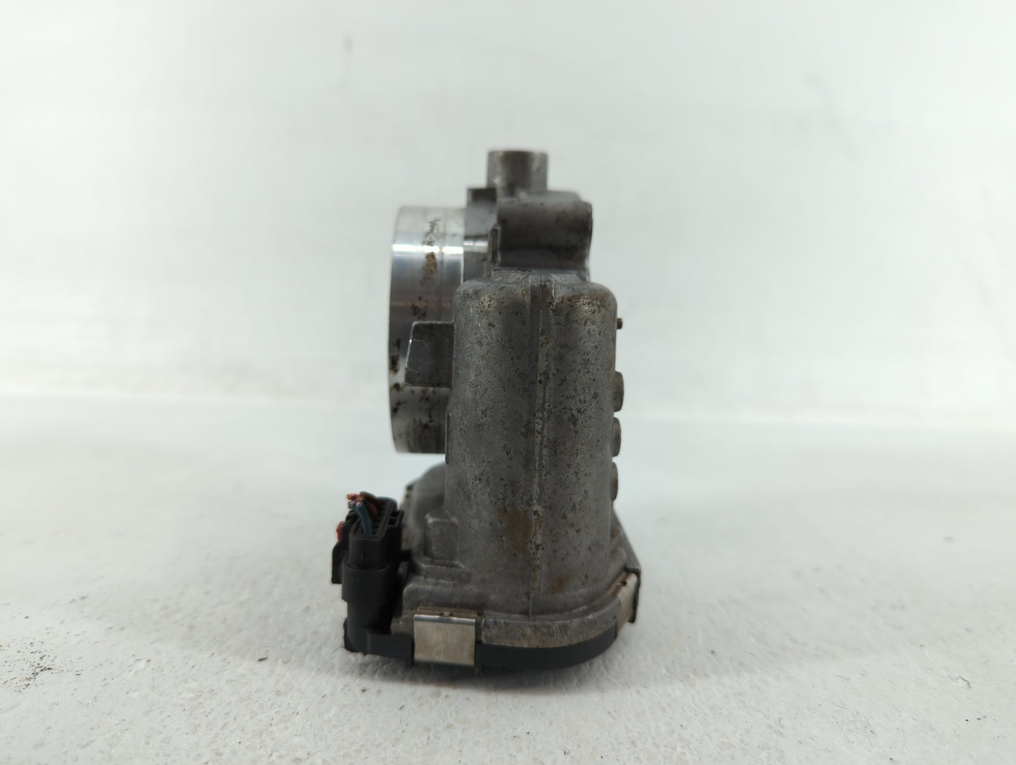 2014-2022 Jeep Cherokee Throttle Body P/N:05184349AF 05184349AE Fits OEM Used Auto Parts - Oemusedautoparts1.com