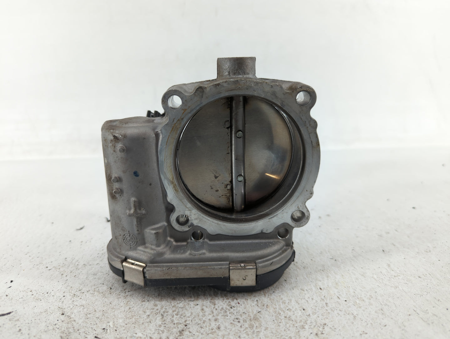2014-2022 Jeep Cherokee Throttle Body P/N:05184349AF 05184349AE Fits OEM Used Auto Parts - Oemusedautoparts1.com
