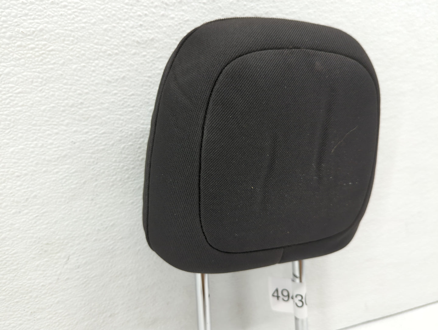 Jeep Cherokee Headrest Head Rest Front Passenger Seat Black 494305 - Oemusedautoparts1.com