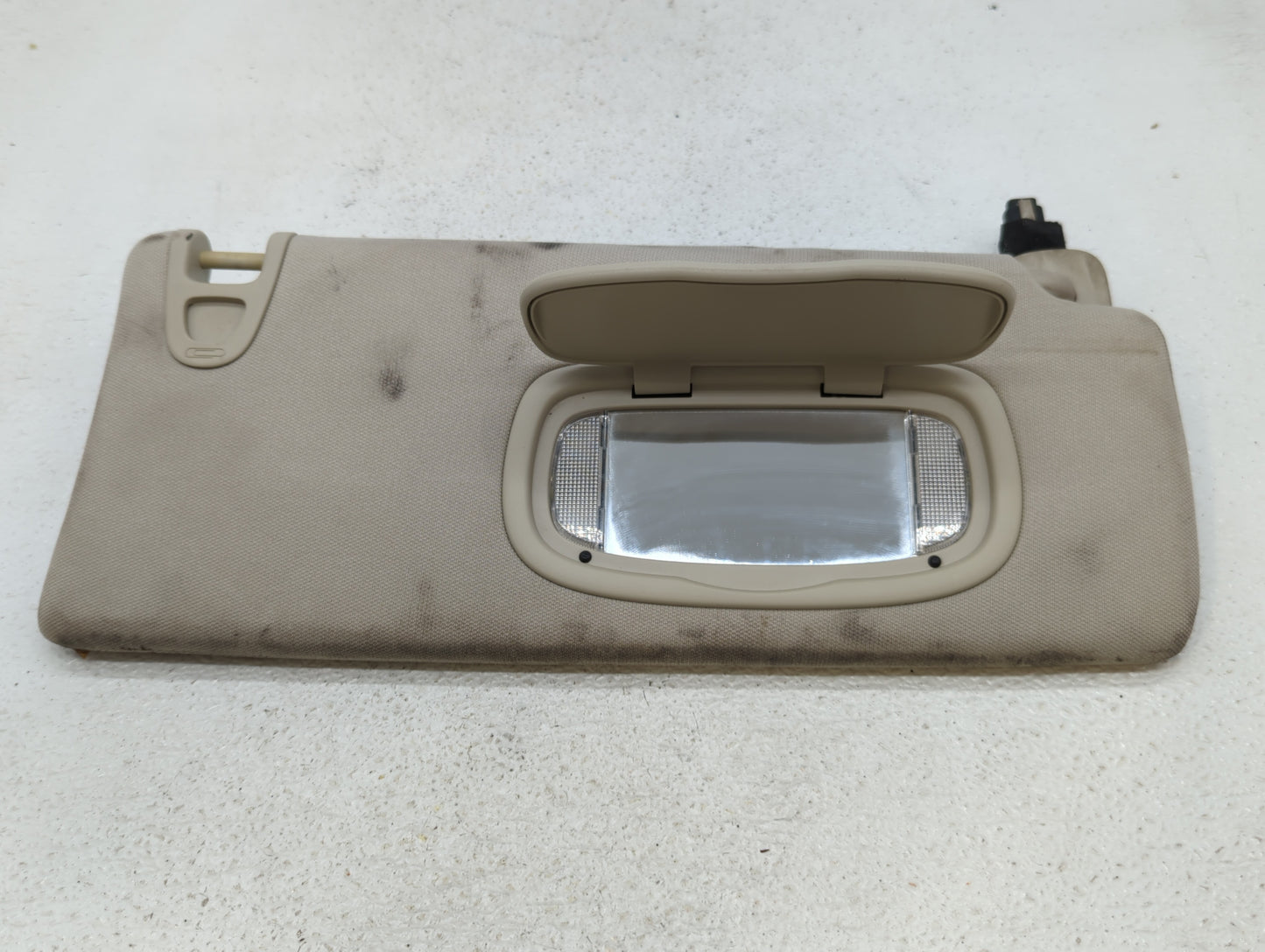 2014-2018 Jeep Cherokee Sun Visor Shade Replacement Passenger Right Mirror Fits Fits 2014 2015 2016 2017 2018 OEM Used Auto 