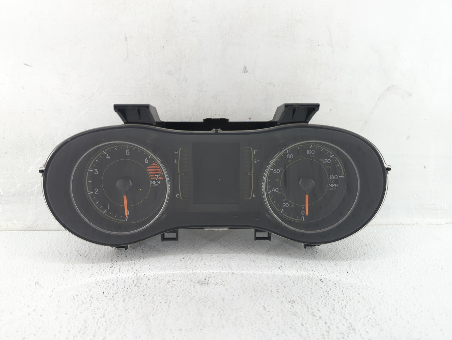 2016 Jeep Cherokee Instrument Cluster Speedometer Gauges P/N:P68274069AC P68274070AC, P68274069AB Fits OEM Used Auto Parts -