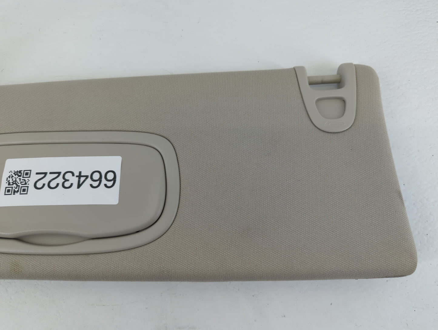 2014-2018 Jeep Cherokee Sun Visor Shade Replacement Passenger Right Mirror Fits Fits 2014 2015 2016 2017 2018 OEM Used Auto 
