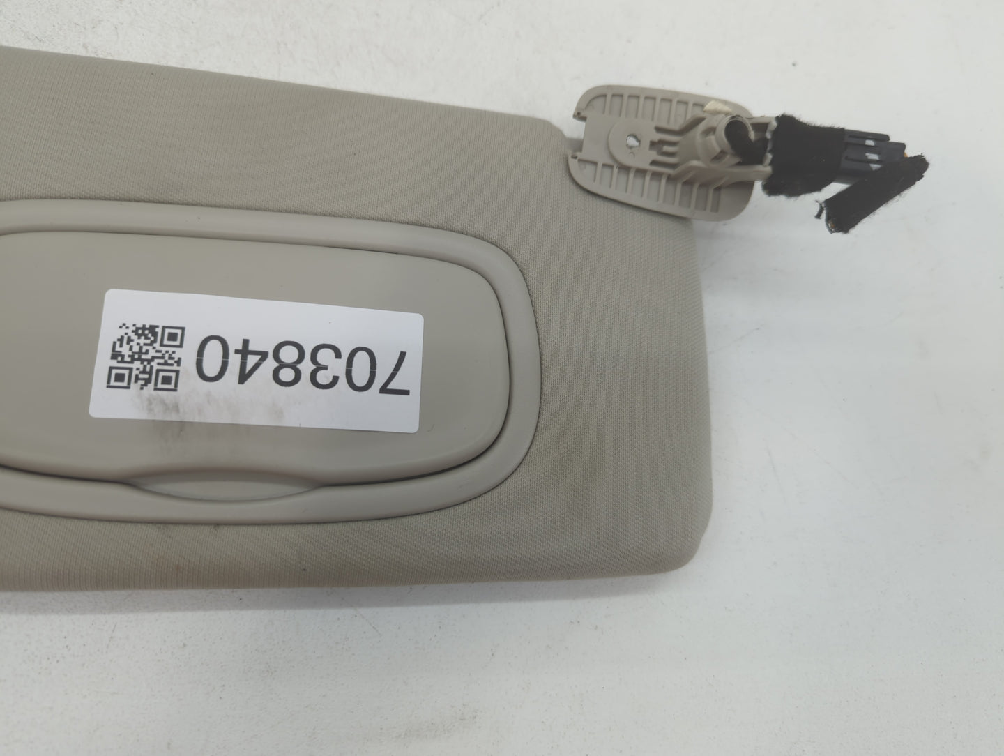 2014-2018 Jeep Cherokee Sun Visor Shade Replacement Passenger Right Mirror Fits Fits 2014 2015 2016 2017 2018 OEM Used Auto 