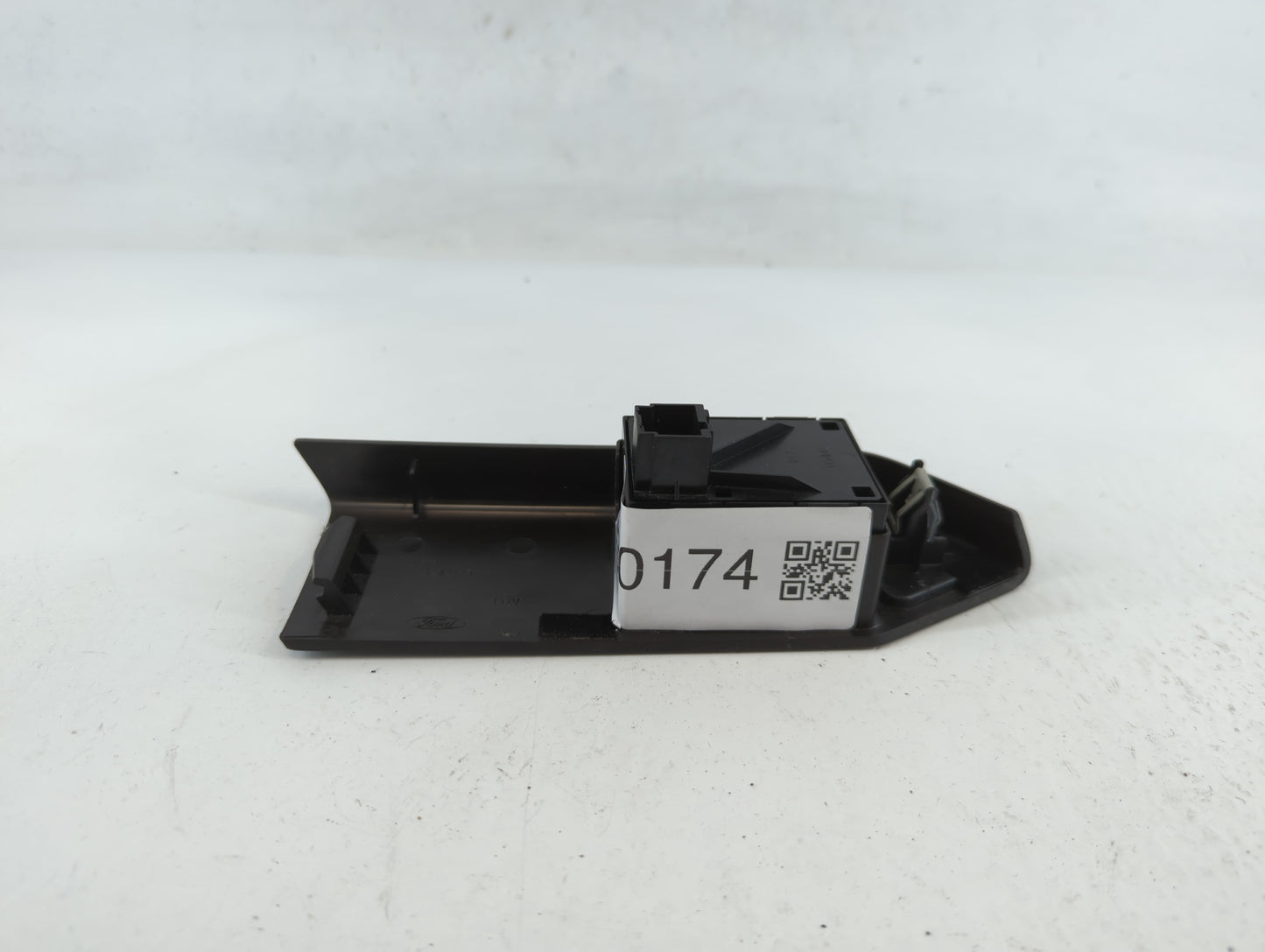 2015-2022 Jeep Cherokee Master Power Window Switch Replacement Driver Side Left P/N:AR33-14A564-ADW 68231805AA Fits OEM Used