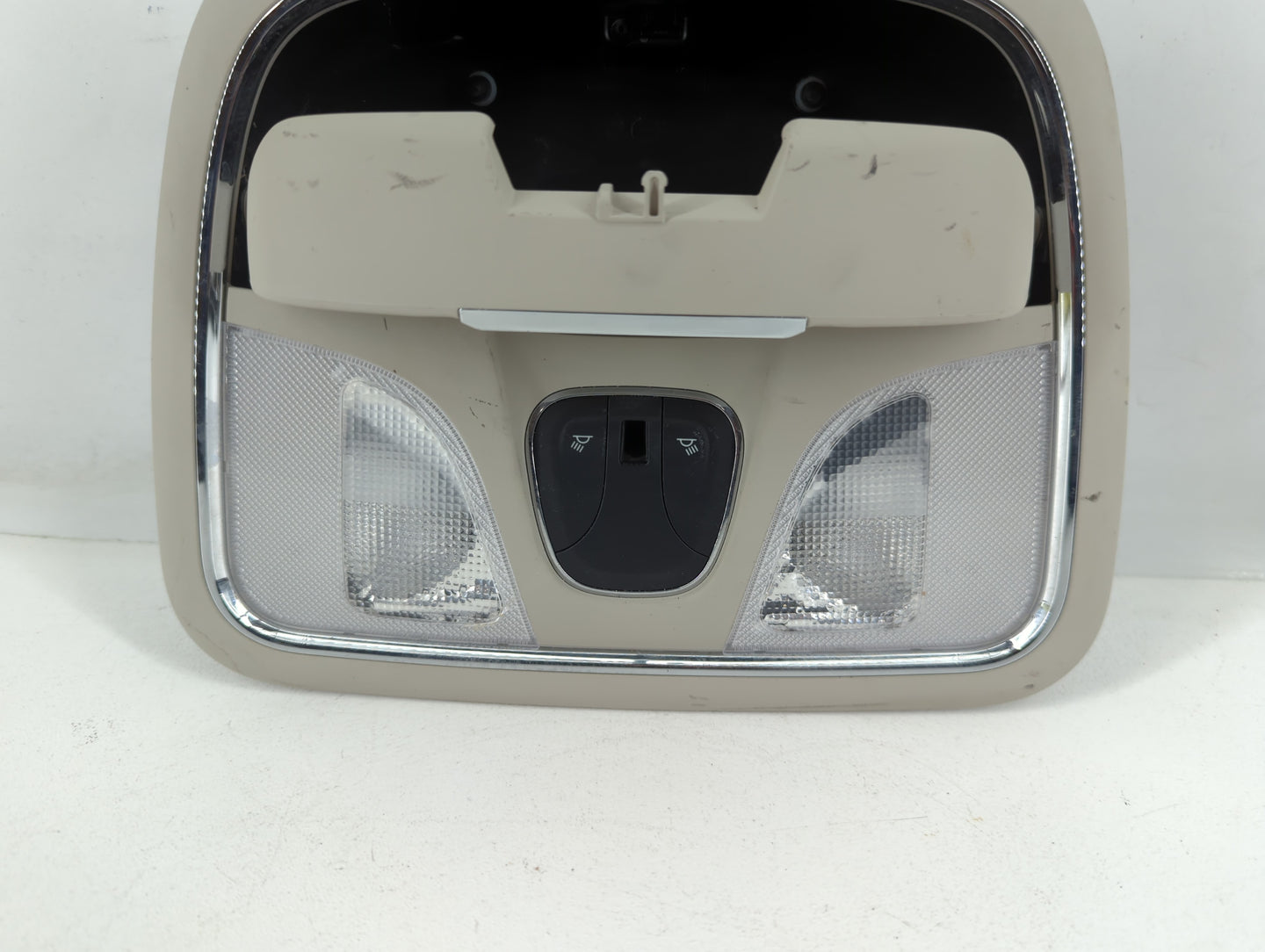2016 Jeep Cherokee Overhead Roof Console - Oemusedautoparts1.com