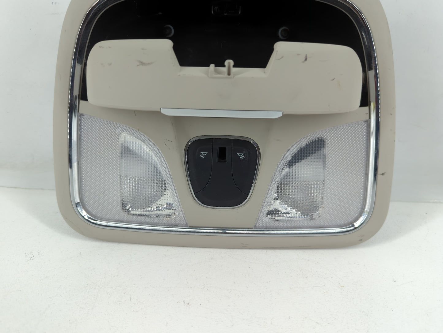 2016 Jeep Cherokee Overhead Roof Console - Oemusedautoparts1.com