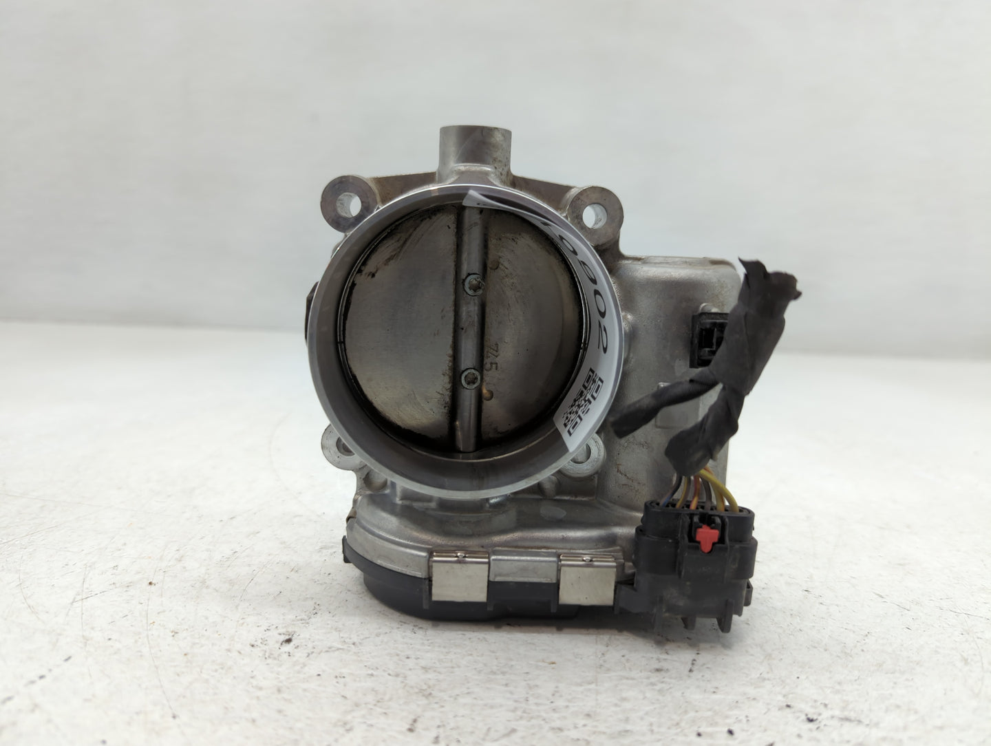 2014-2022 Jeep Cherokee Throttle Body P/N:0 280 750 570 05184349AC Fits OEM Used Auto Parts - Oemusedautoparts1.com