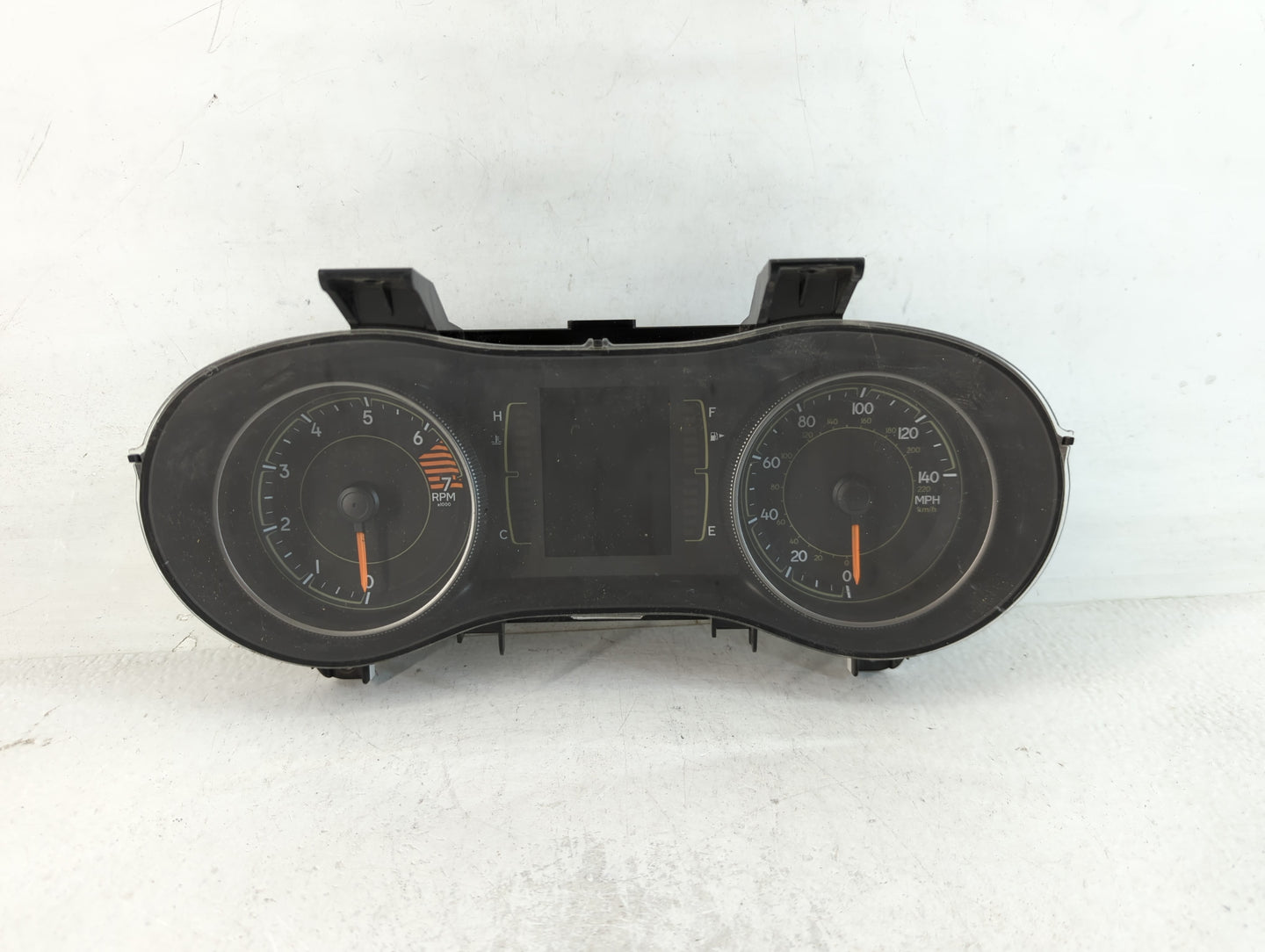 2016 Jeep Cherokee Instrument Cluster Speedometer Gauges P/N:P68274069AC Fits OEM Used Auto Parts - Oemusedautoparts1.com