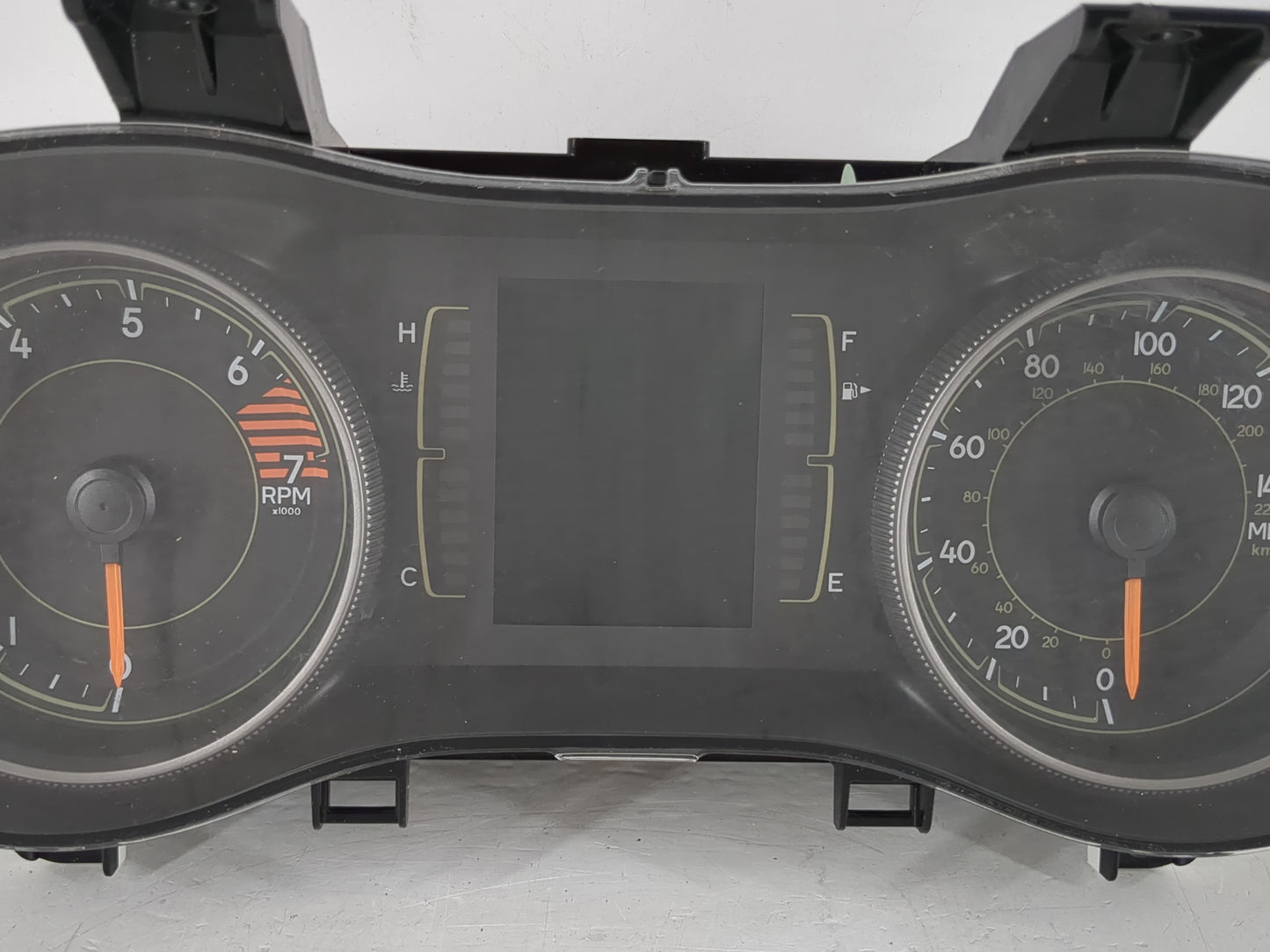 2016 Jeep Cherokee Instrument Cluster Speedometer Gauges Fits OEM Used Auto Parts - Oemusedautoparts1.com
