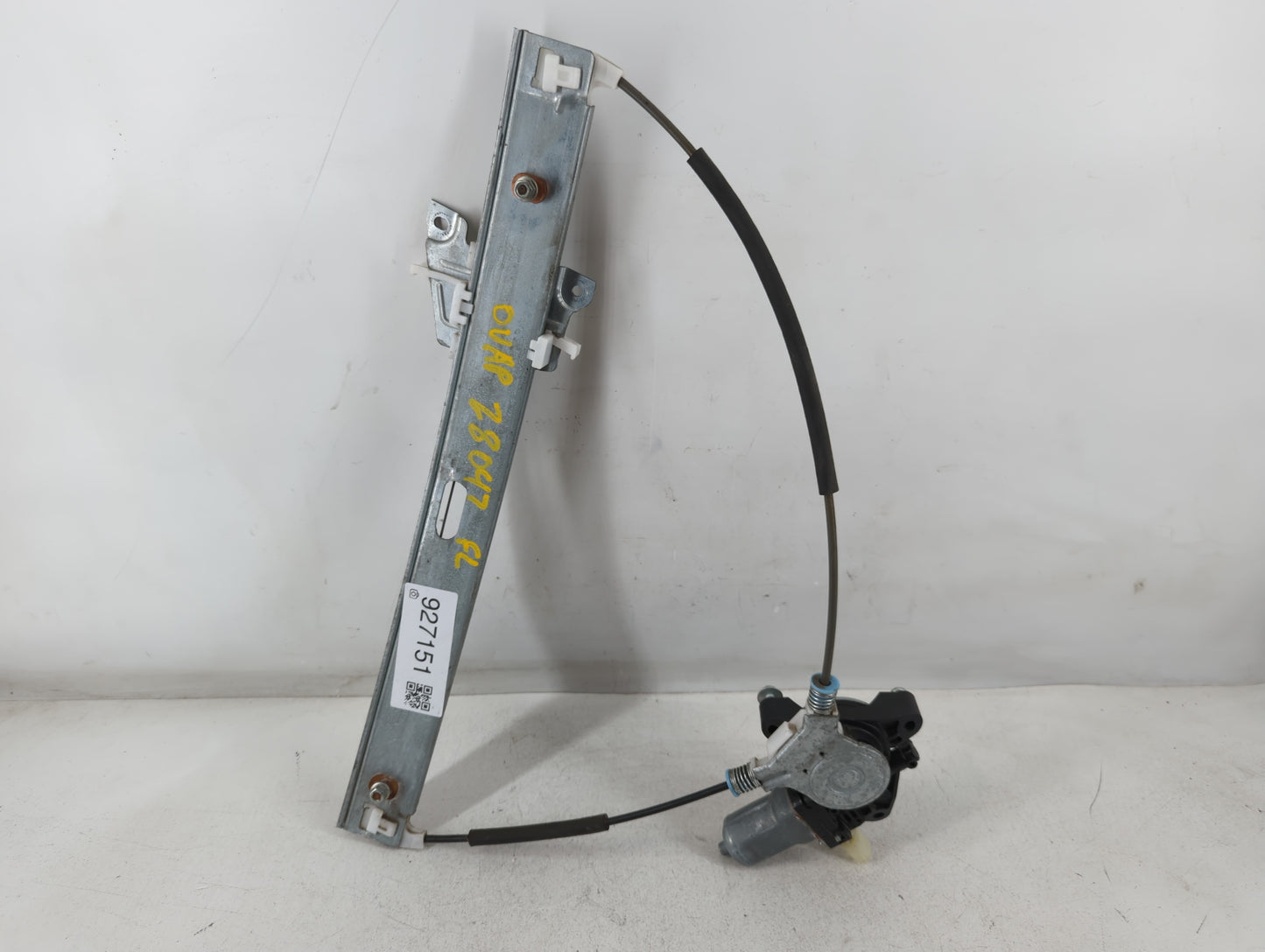 2014-2022 Jeep Cherokee Driver Left Front Window Regulator 927151 - Oemusedautoparts1.com