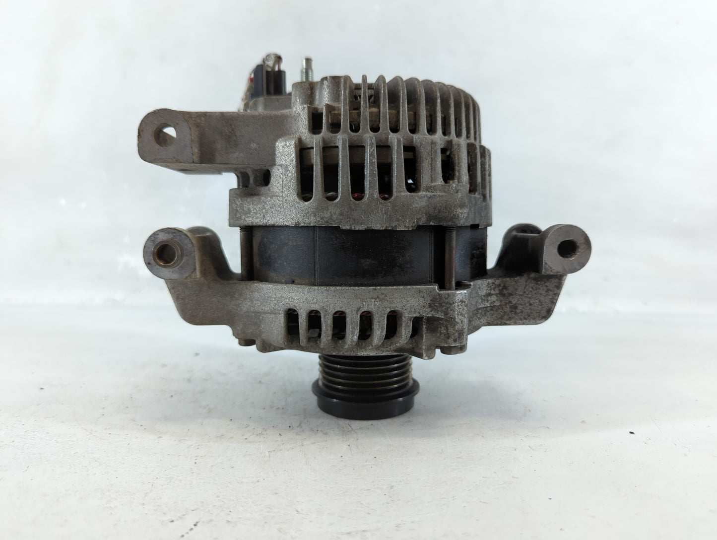 2014-2018 Jeep Cherokee Alternator Replacement Generator Charging Assembly Engine OEM P/N:56029624AB Fits OEM Used Auto Part