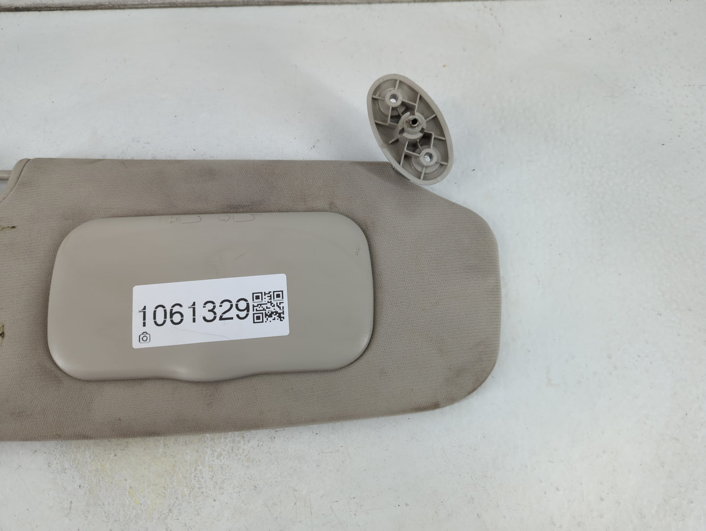 2010-2017 Jeep Compass Sun Visor Shade Replacement Passenger Right Mirror Fits Fits 2010 2011 2012 2013 2014 2015 2016 2017 