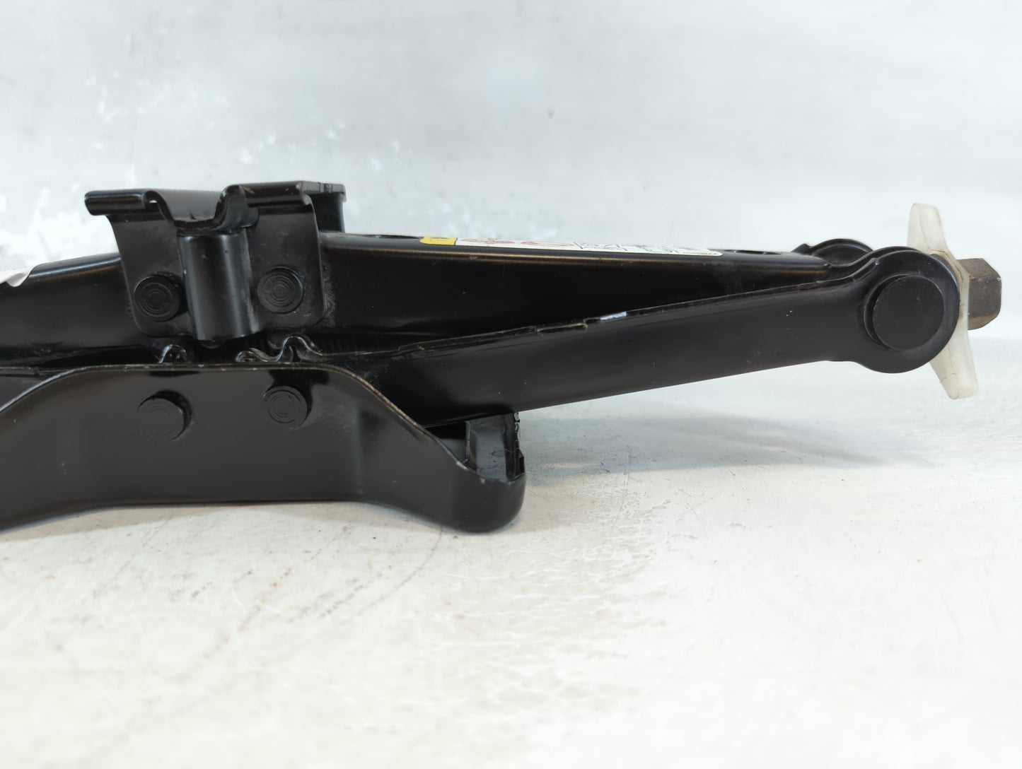 2016 Jeep Compass Spare Scissor Car Jack - Oemusedautoparts1.com