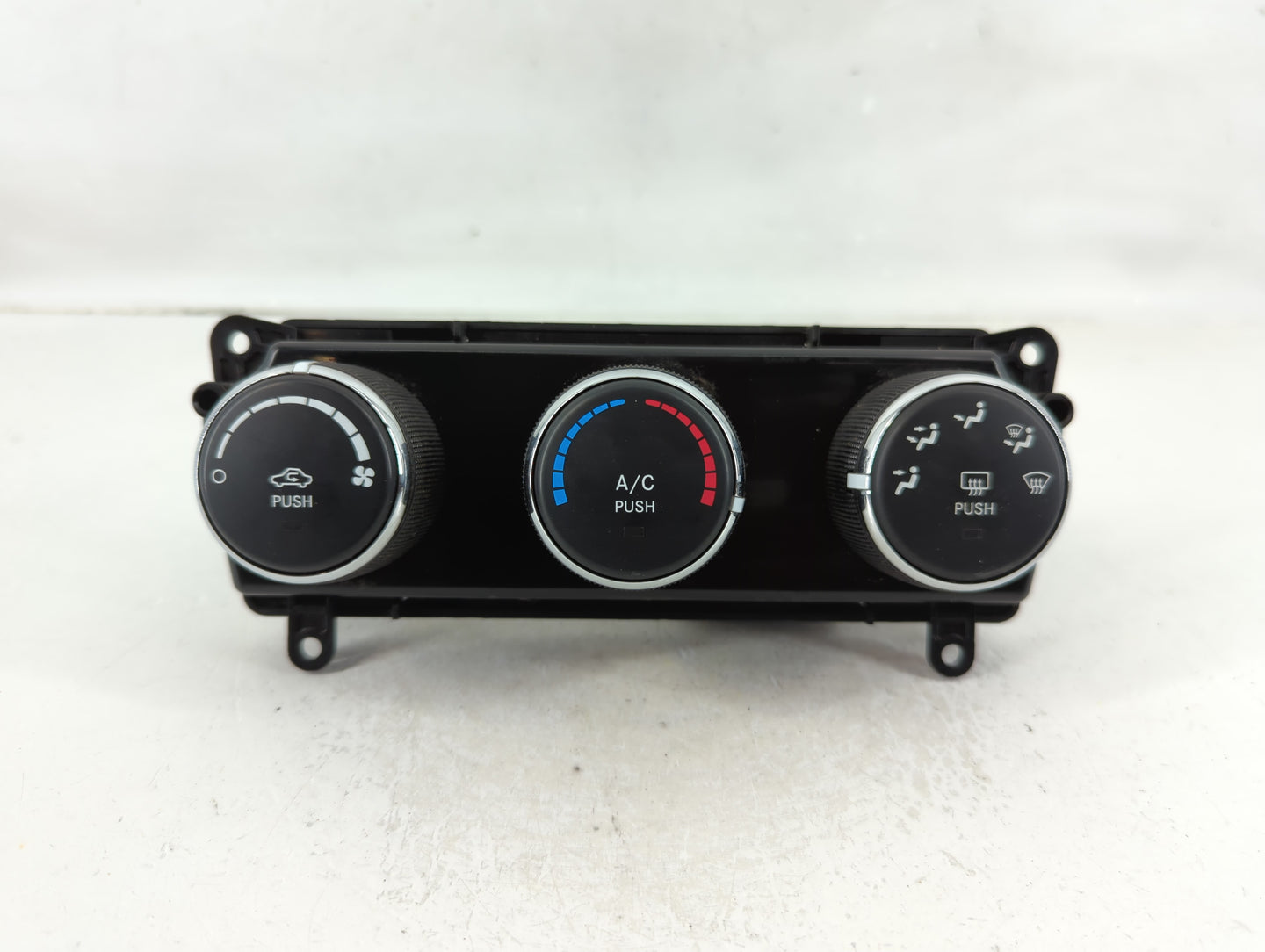 2016 Jeep Compass Climate Control Module Temperature AC/Heater Replacement P/N:P55111278AF Fits Fits 2011 2012 2013 2014 201