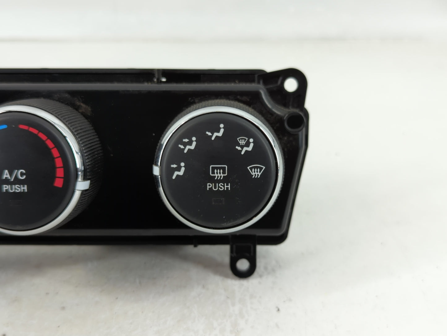 2016 Jeep Compass Climate Control Module Temperature AC/Heater Replacement P/N:P55111278AF Fits Fits 2011 2012 2013 2014 201