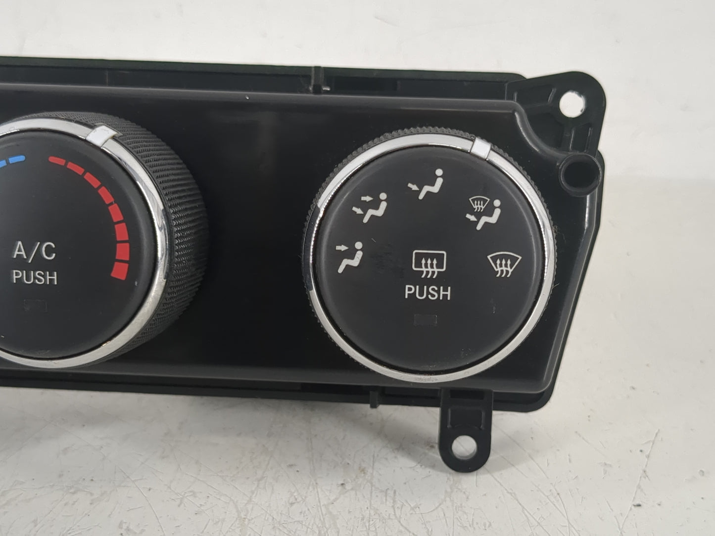 2016 Jeep Compass Climate Control Module Temperature AC/Heater Replacement P/N:P55111278AF Fits Fits 2011 2012 2013 2014 201