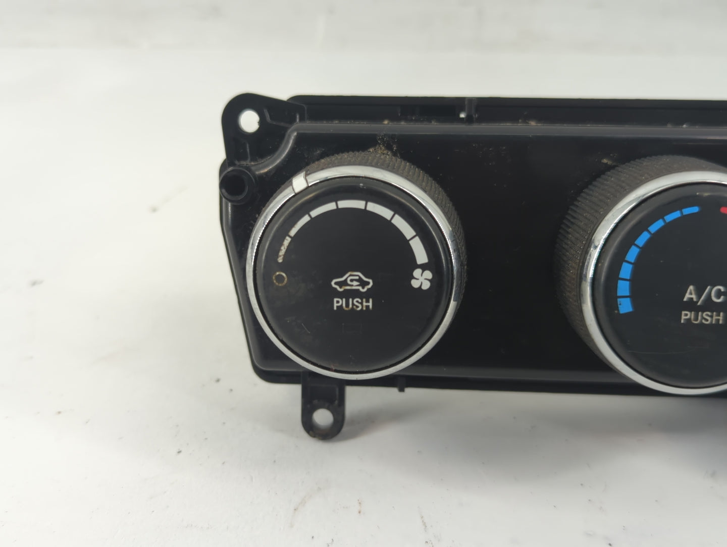 2016 Jeep Compass Climate Control Module Temperature AC/Heater Replacement P/N:P55111278AF Fits Fits 2011 2012 2013 2014 201