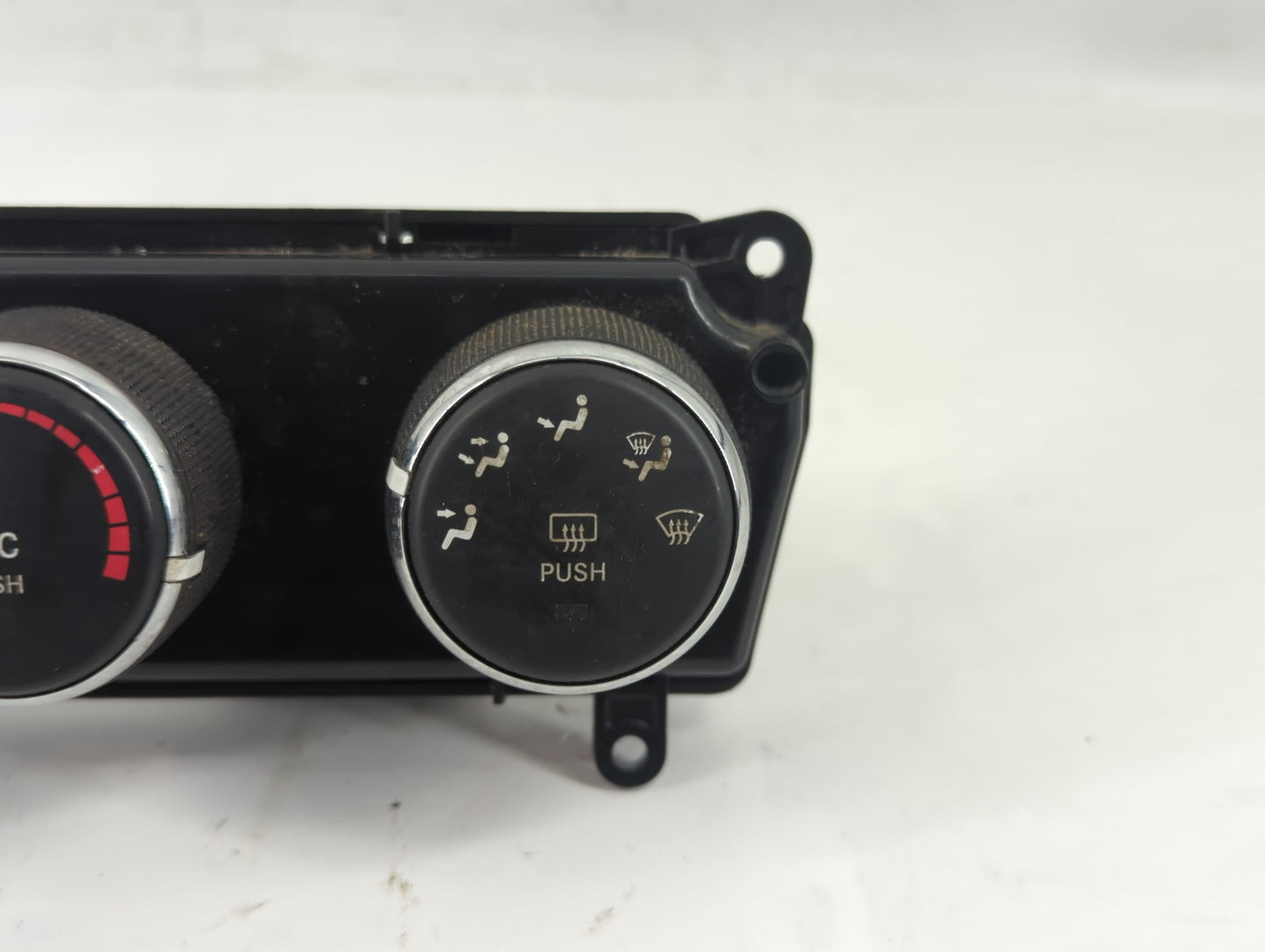 2016 Jeep Compass Climate Control Module Temperature AC/Heater Replacement P/N:P55111278AF Fits Fits 2011 2012 2013 2014 201