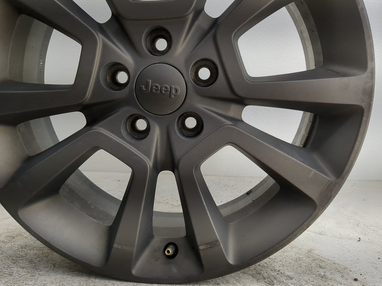 2014-2017 Jeep Compass Oem Wheel Rim - Oemusedautoparts1.com