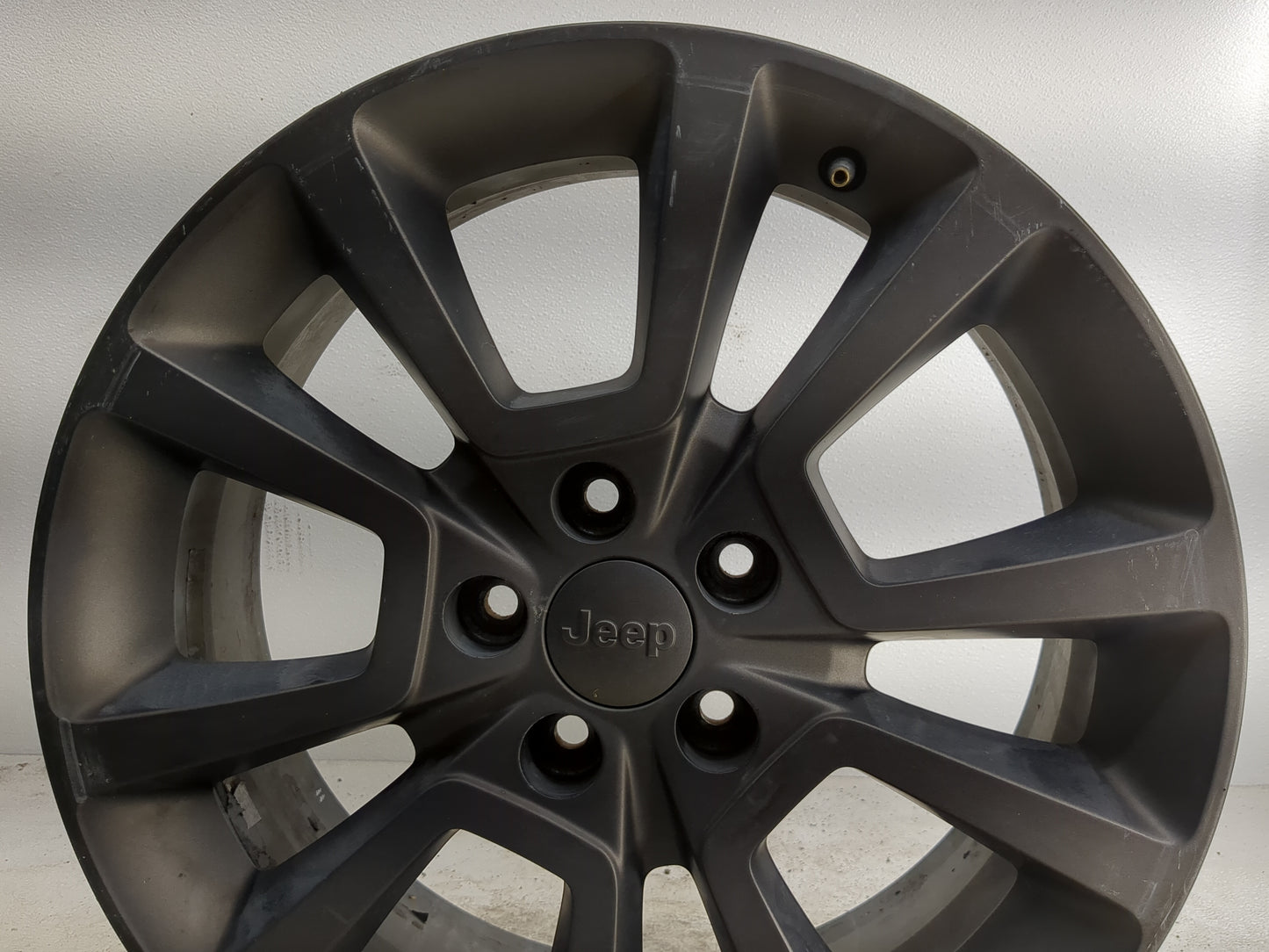 2016-2016 Jeep Compass Oem Wheel Rim 1253098 - Oemusedautoparts1.com
