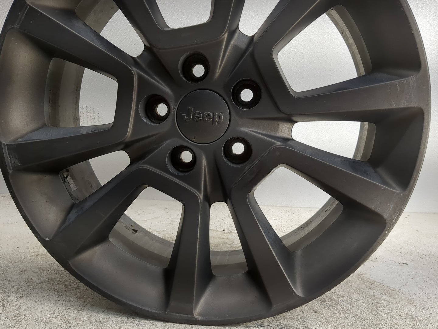 2016-2016 Jeep Compass Oem Wheel Rim 1253098 - Oemusedautoparts1.com