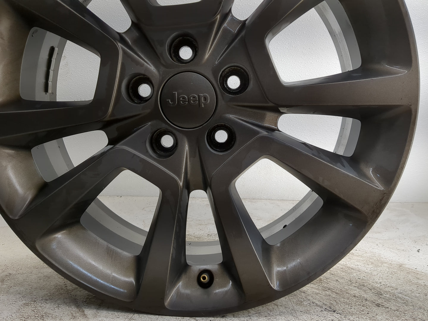 2016-2016 Jeep Compass Oem Wheel Rim - Oemusedautoparts1.com