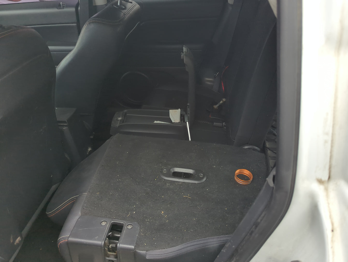 2016 Jeep Compass Rear Seat Oem 1254253 - Oemusedautoparts1.com