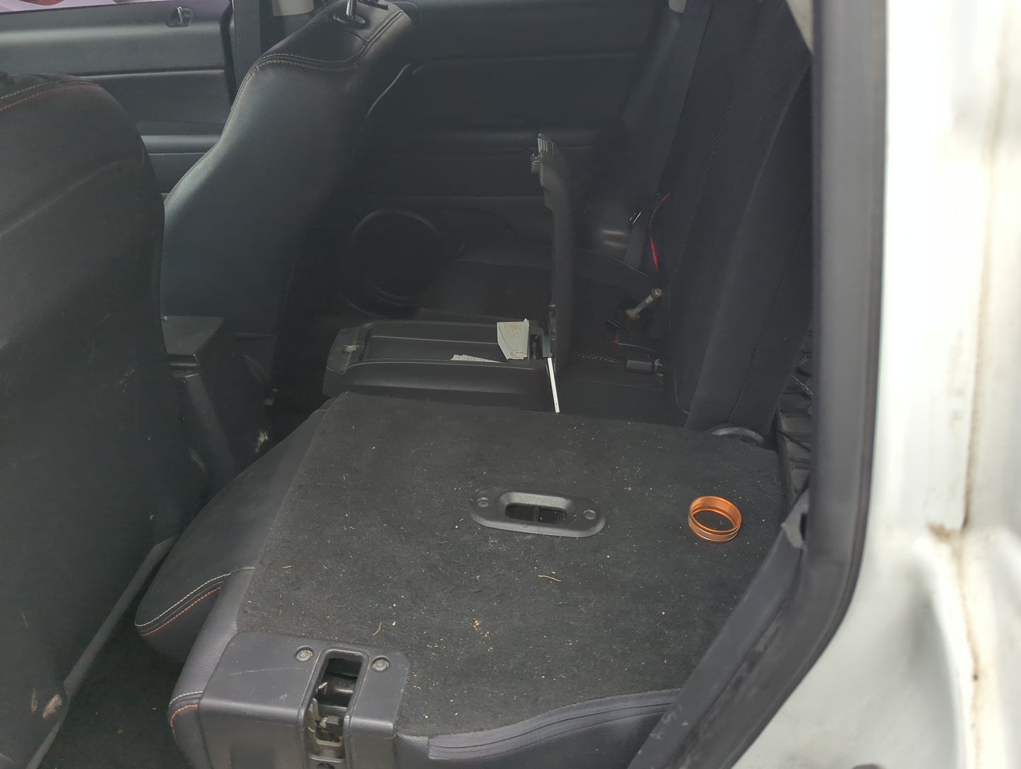 2016 Jeep Compass Rear Seat Oem 1254253 - Oemusedautoparts1.com