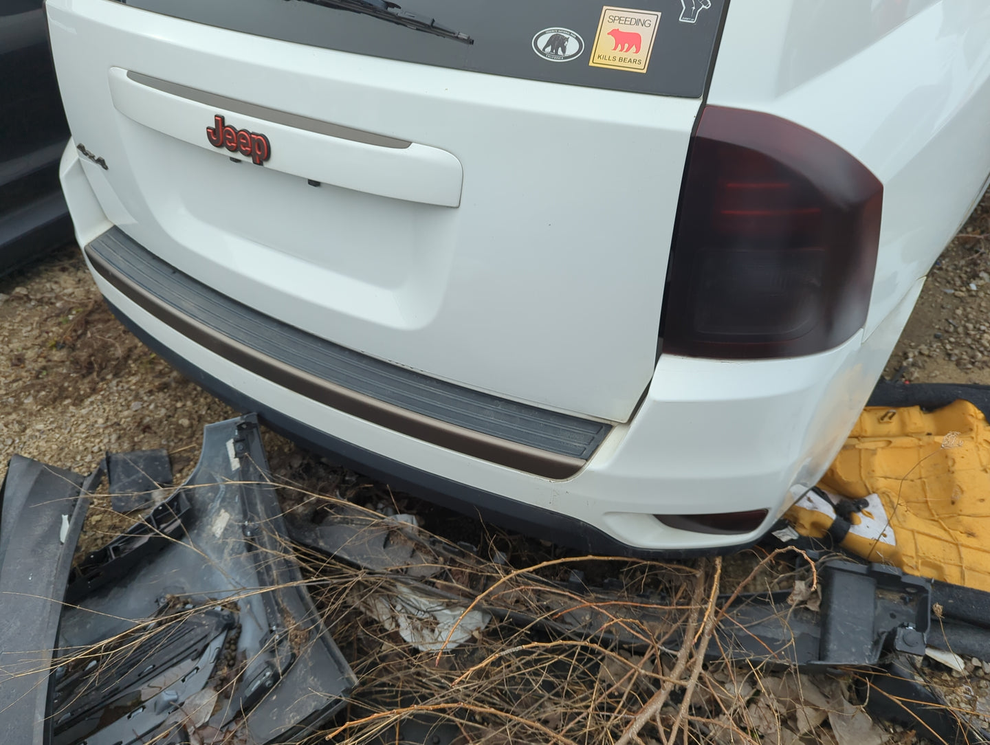 2016 Jeep Compass Rear Bumper Assembly Oem 1254256 - Oemusedautoparts1.com