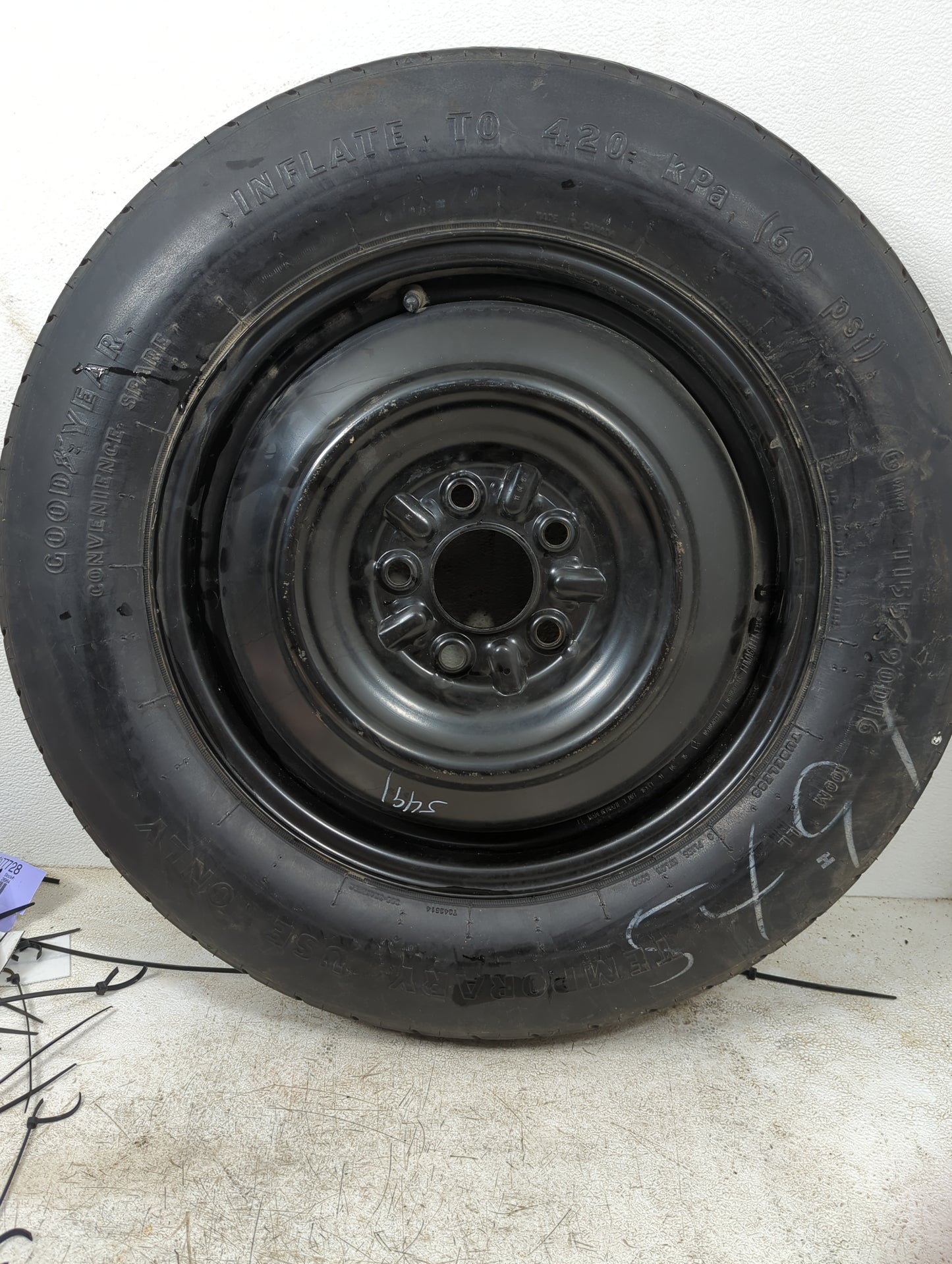 2013-2017 Jeep Compass Spare Donut Tire Wheel Rim Oem - Oemusedautoparts1.com