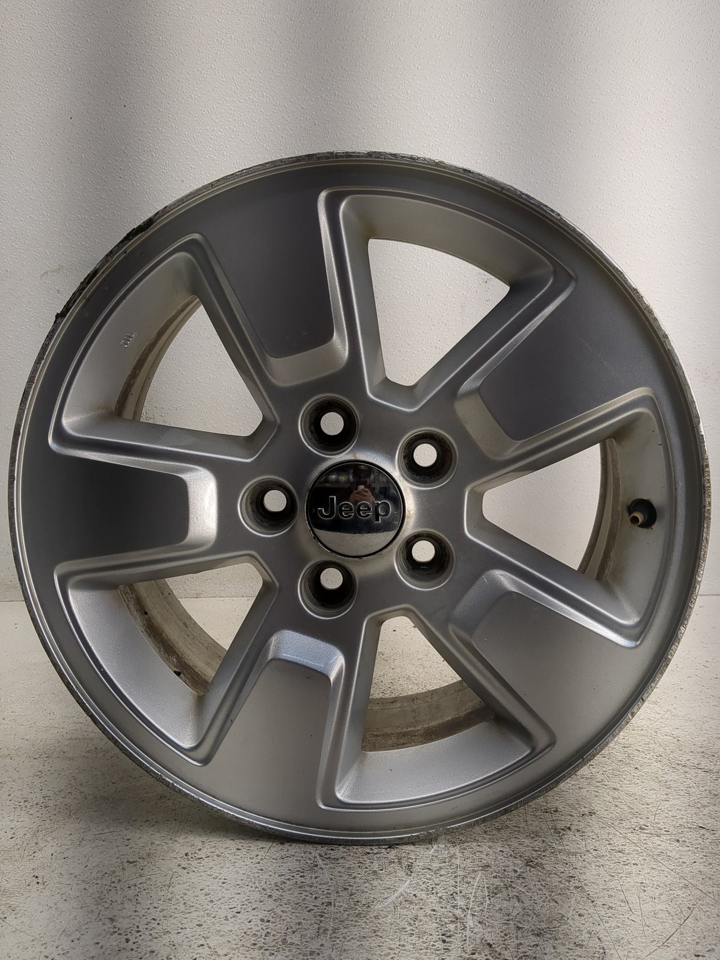 2013-2017 Jeep Compass Oem Wheel Rim - Oemusedautoparts1.com