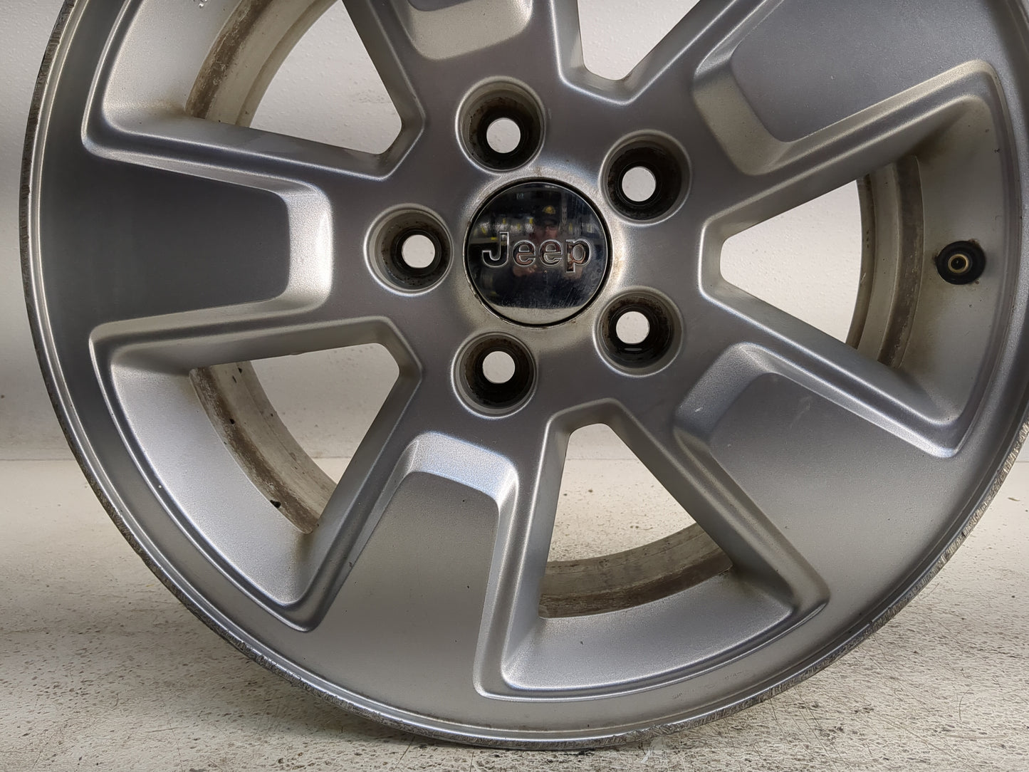 2013-2017 Jeep Compass Oem Wheel Rim 1276338 - Oemusedautoparts1.com