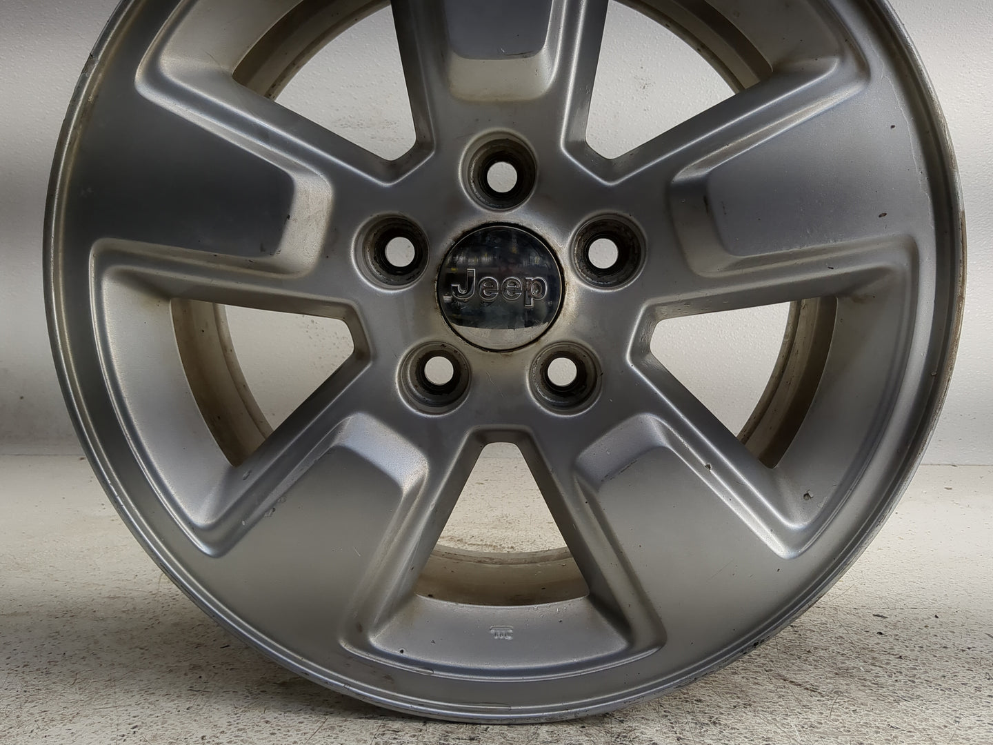 2013-2017 Jeep Compass Oem Wheel Rim 1276339 - Oemusedautoparts1.com