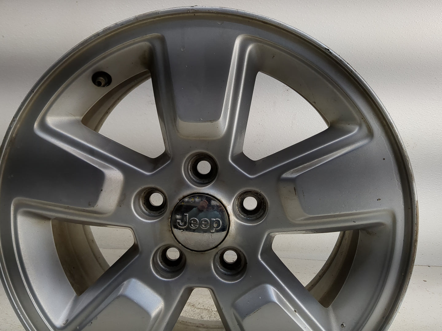 2013-2017 Jeep Compass Oem Wheel Rim 1276339 - Oemusedautoparts1.com