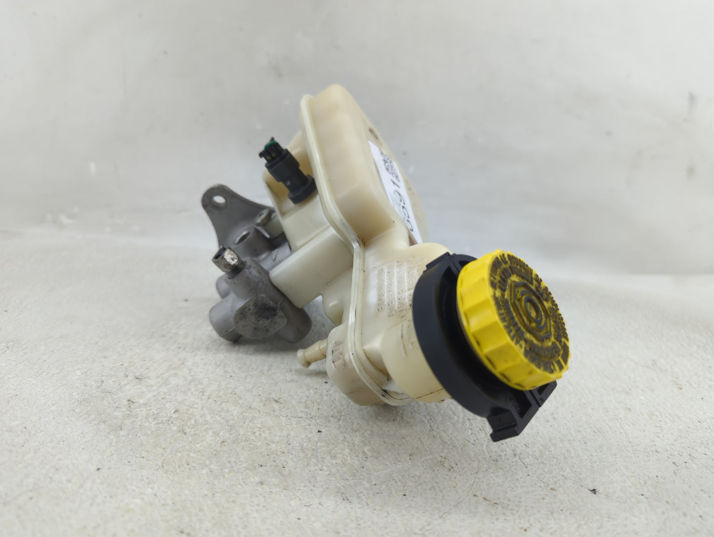 Jeep Compass Brake Master Cylinder - Oemusedautoparts1.com